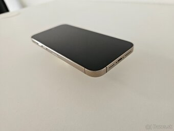 Apple iPhone 14 Pro Max - 4