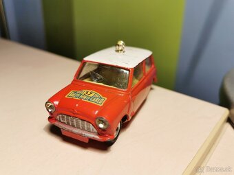 Corgi toys Morris Mini Cooper - 4
