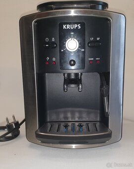 Predám kávovar Krups EA8010 - 4