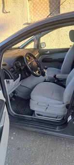 Ford Fokus C-Max 2L 2004 - 4