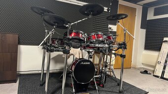 Alesis Strike Pro - 4