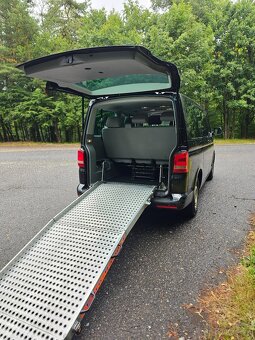VW Caravelle 2013 , 2,0TDi - 4