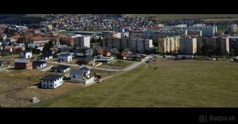 Ponúkam na predaj pozemok s výmerou 463 m² - 4