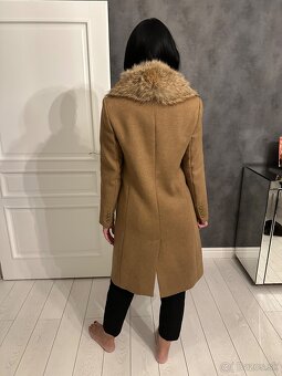 Michael Kors kabát s vlnou a pravou kožušinou - 4