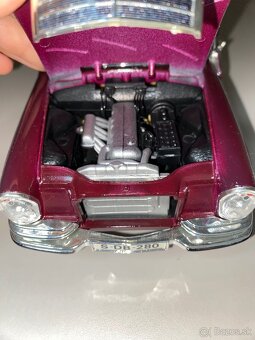 Mercedes-Benz 280SE 1:18 - 4