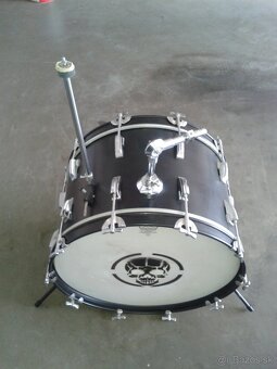 Predam Amati kopák 22"+pedal+hardware  89 eur - 4