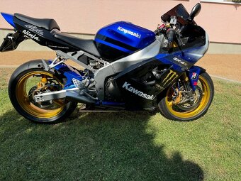 Kawasaki ninja ZX-6R 636 - 4