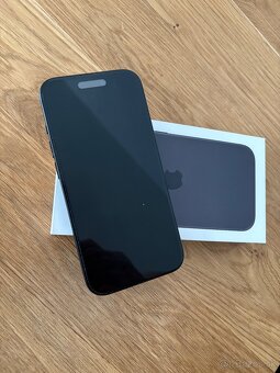 Predám Iphone 15, 128GB - 4