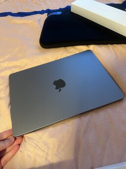 Predám 13-palcový MacBook Air - 4