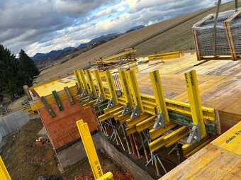 Výkopové práce , základové dosky , hrubé stavby - 4