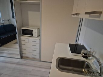 Na predaj alebo prenájom štýlová garzónka v Komárne, 7. sídl - 4