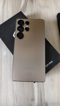 Samsung Galaxy S25 Ultra 256GB - 4