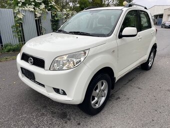 Daihatsu Terios 1.5i Benzín 4x4 - 4