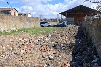 PREDAJ. Stavebný pozemok 555 m2 v obci Veľký Slavkov - 4