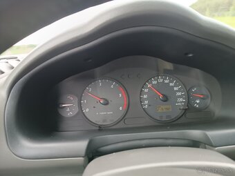 Predám SUV - 4