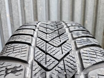 Orig.zimná sada VW - 5x112 r18 + Pirelli 225/40 r18 92V - 4