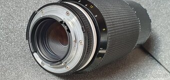 Nikon Zoom-NIKKOR 80-200mm f/4 AI-s - 4