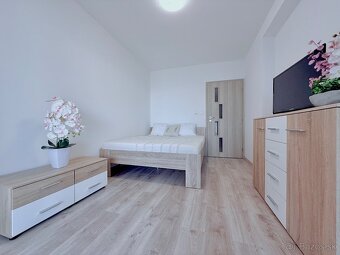 NA PREDAJ PRAKTICKÝ A KOMPLET ZARIADENÝ 4 IZBOVÝ RODINNÝ DOM - 4