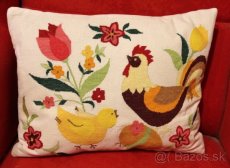 Háčkované šaty, vankúše - 4