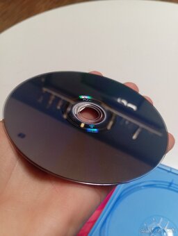 GTA V na PS4 + FIFA19 na PS4 - 4