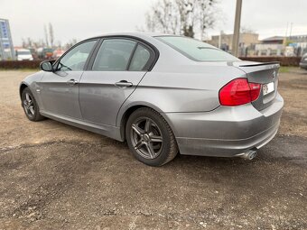 BMW E90 LCI 320d xDrive AT - 4