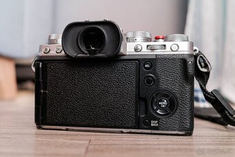 Fujifilm X-T4 - 4