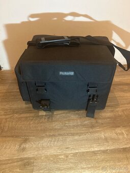 kombo roland ac60 rw - 4