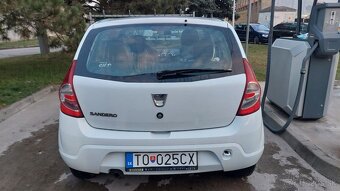 Dacia Sandero - 4