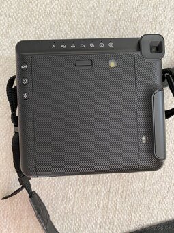 Fujifilm instax sq6 červeny / red - 4