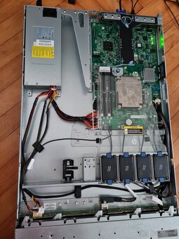 HP ProLiant DL320e Gen8 - 4