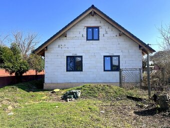 predaj NOVOSTAVBA v obci Rybany s pozem. 835 m² - 4