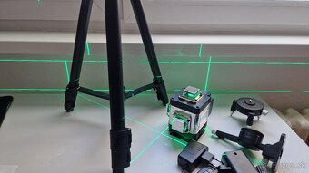 LASER NIVELÁK PLUS 1,2 M STATÍV PLUS PRÍSLUŠENSTVO - 4