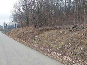 3 EXKLUZÍVNE POZEMKY NA DOMAŠI - 4