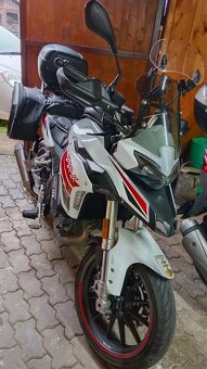 Benelli TRK 251 - 4