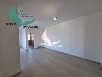 Novostavba apartmánu s výhľadom na more Chorvátsku-Privlaka - 4