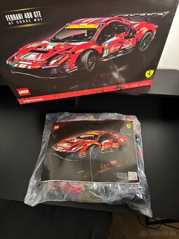 LEGO Technic Ferrari 488 GTE AF Corse #51 (42125) - 4