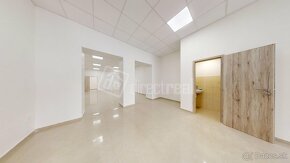 Znížená cena,prenájom obchodného priestoru s výbornou polo.. - 4