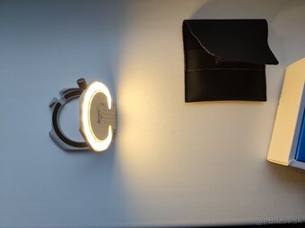 Wuben E1 svietidlo na telefón. - 4