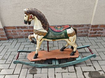 Veľký drevený hupaci koník - 4