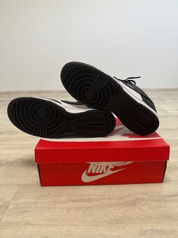 NIKE DUNK LOW RETRO - 4