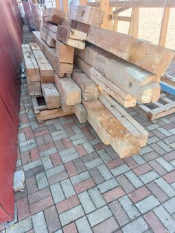 Staré drevené hranoly - 4