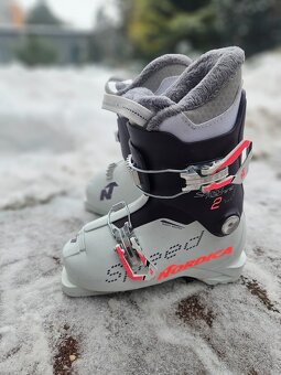 Detské lyže a lyžiarky - 4