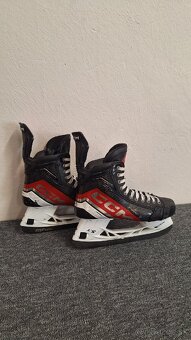 Korčule CCM JetSpeed FT6 Pro (9.5) - 4
