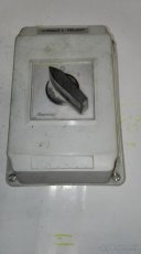 Krabica na vypínač - 4