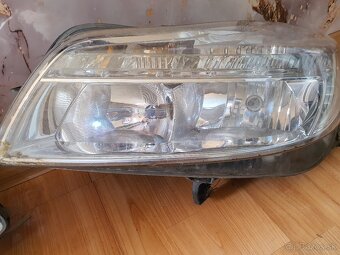 Predné svetlá Opel insignia - 4