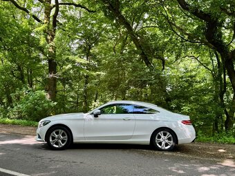Mercedes-Benz C 220 d 4MATIC (2017) - 4