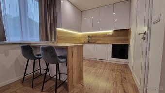 Prenajmeme luxusný 3+kk byt s terasou, Bytča, R2 SK. - 4