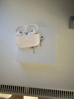 AirPods pro2 - 4
