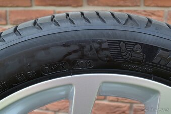 5x112 R18 Letna sada Org. Audi A4 b9 + 245/40 R18 Michelin - 4
