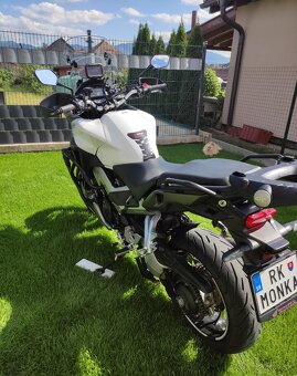 HONDA CROSSRUNNER VFR800X - 4